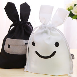 布艺软装新风尚 2024家居日用布艺与装饰品选购全指南